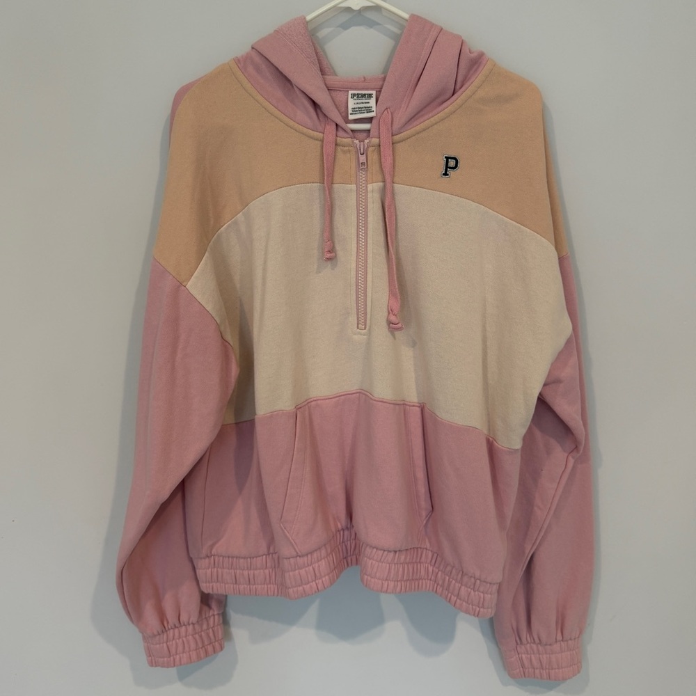 PINK Sweatshirt